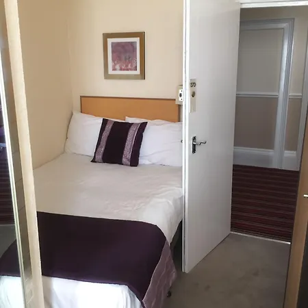 Hotel Clifton