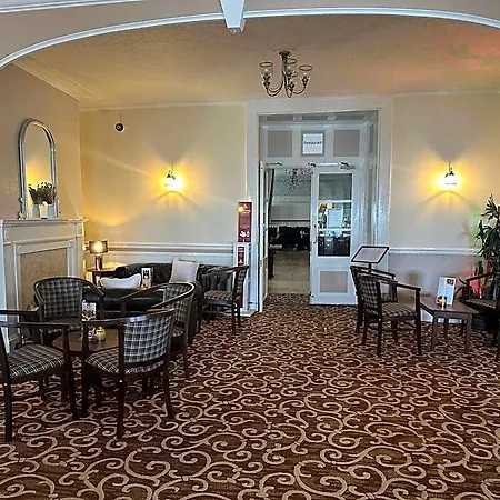 Hotel Clifton 2*