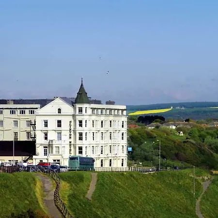 Clifton 2* Scarborough