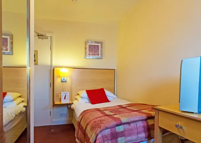 大不列颠克利夫顿酒店 2* 斯卡伯勒