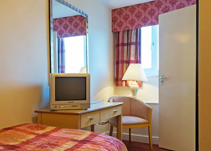 大不列颠克利夫顿酒店 酒店 2*