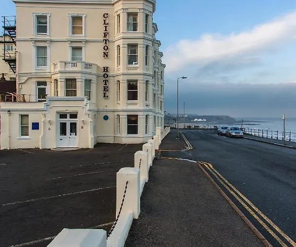 Clifton 2* Scarborough