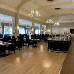 Hotel Clifton 2*